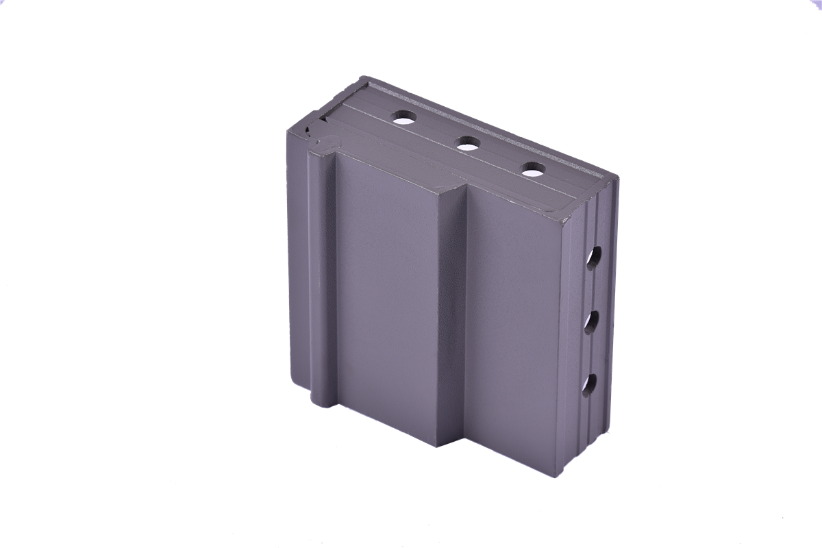 帶滴水線門(mén)窗壓槽一體模板